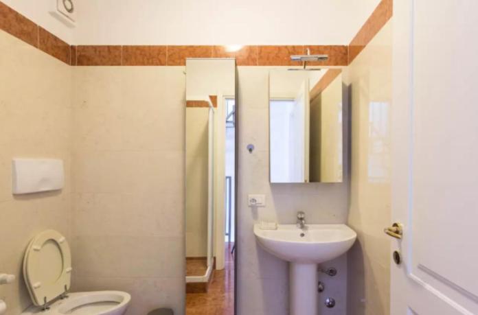 Vintage Apartment In Corvetto Area Mailand Exterior foto